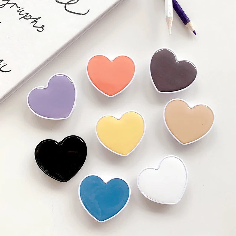 Universal Heart Shaped Phone Socket Holder Finger Grip Bracket Support Telephone for IPhone 15 14 13 Samsung Pocket Socket Stand